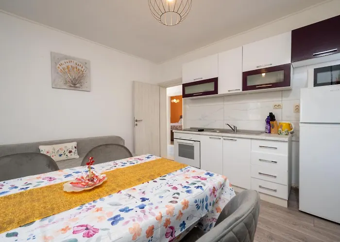 Apartmán Lucija *