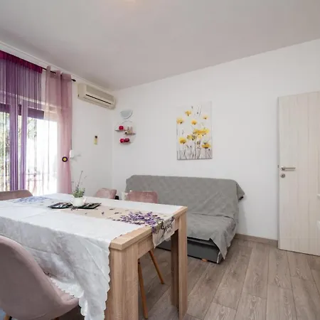Lucija Apartmán