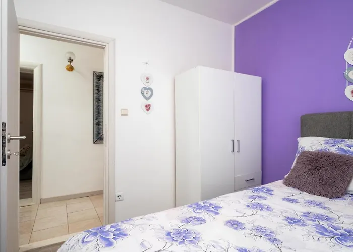 Lucija Appartement *