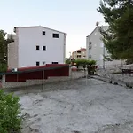 Lucija トロギール